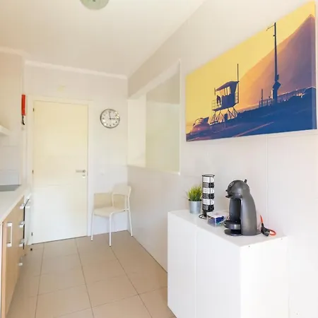 Wonderful Da Rocha Apartment